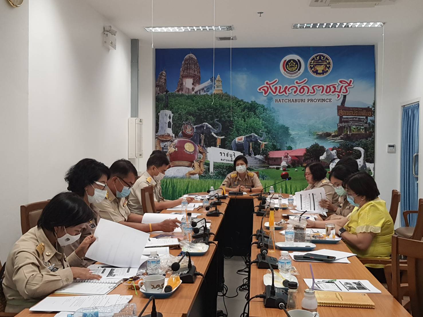 ? พจ.ราชบุรี เตรียมพร้อมทีมงาน เพื่อขับเคลื่อนโครงการเสริมสร้างและพัฒนาผู้นำการเปลี่ยนแปลง ผ่านระบบวีดิทัศน์ทางไกล (Video Conference)