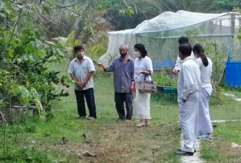 พช.ราชบุรี ตรวจเยี่ยมโรงเรียนเศรษฐกิจพอเพียงประจำจังหวัดราชบุรี