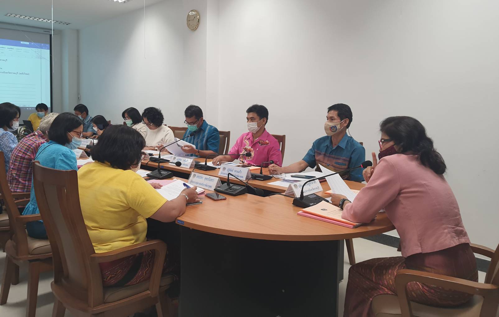 พช.ราชบุรี จัดประชุมประจำเดือนสำนักงานพัฒนาชุมชนจังหวัดราชบุรี