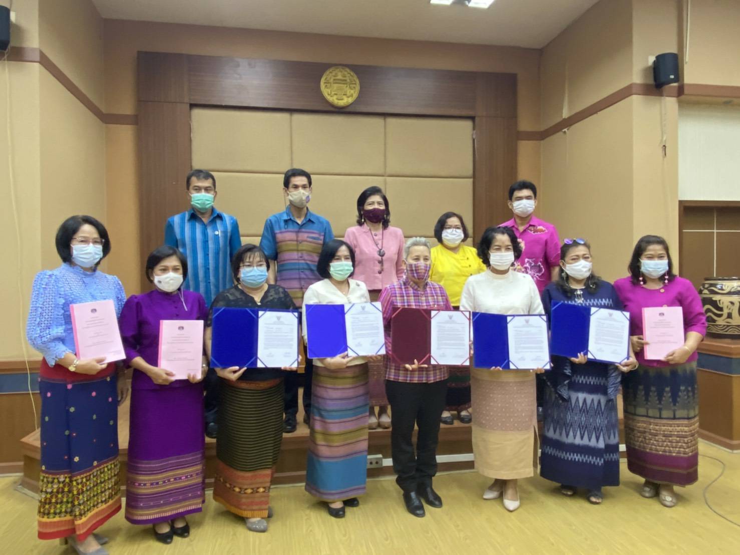 พช.ราชบุรี ผนึกกำลังร่วมลงนามคำรับรองการปฏิบัติราชการ ประจำปีงบประมาณ พ.ศ. 2564