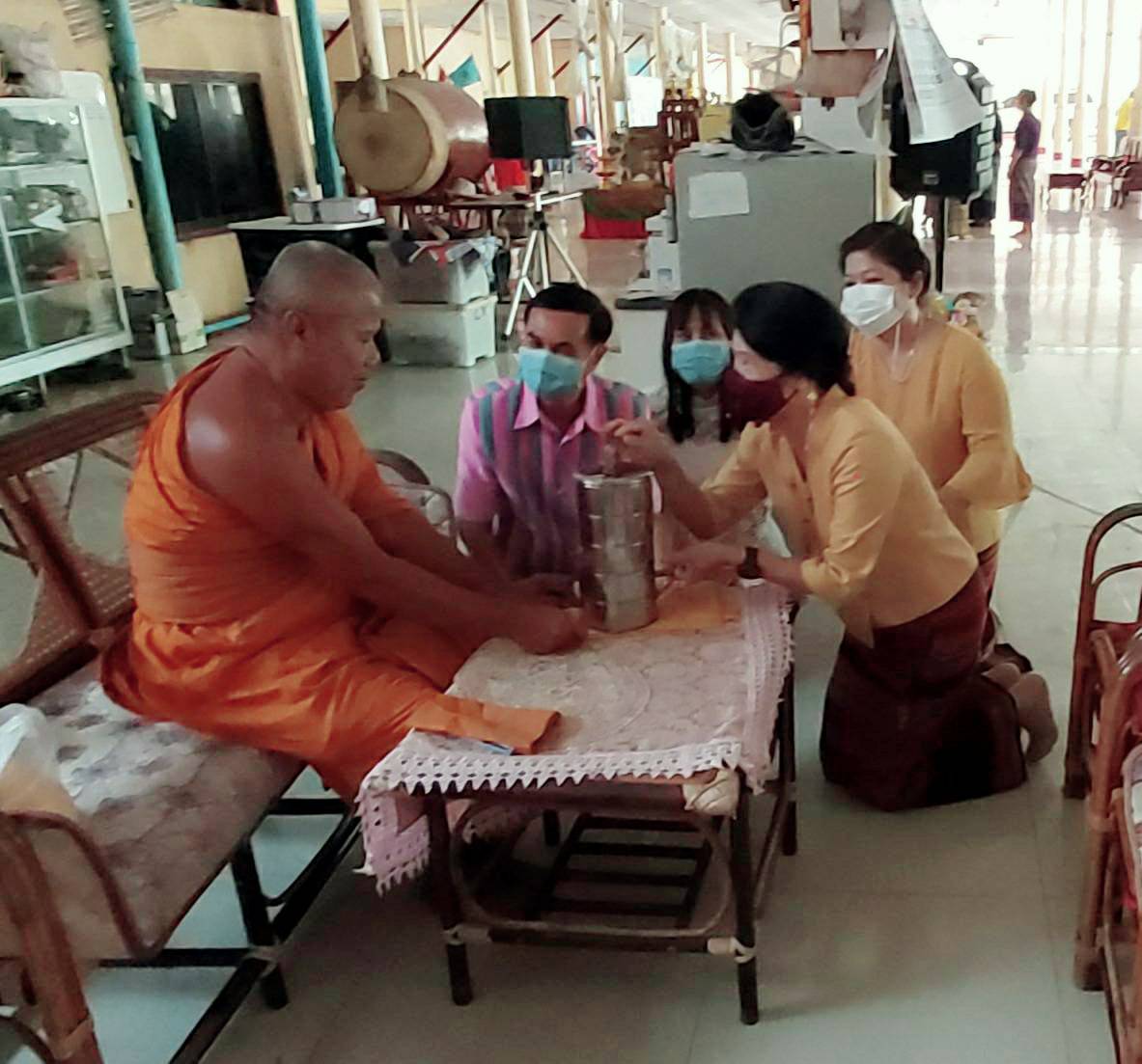 องค์กรสตรี ร่วมจัดกิจกรรม “รวมใจสตรี วิถีพอเพียง”เนื่องในวันสตรีสากล