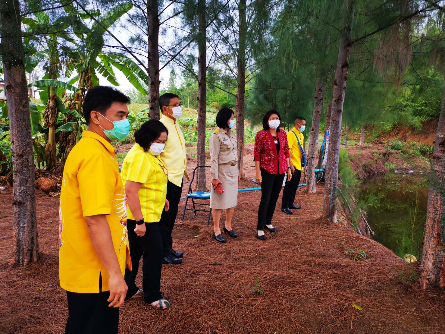 หัวหน้าผู้ตรวจราชการกรมการพัฒนาชุมชนลงพื้นที่ติดตามการดำเนินงานโครงการพัฒนาพื้นที่ต้นแบบการพัฒนาคุณภาพชีวิตตามหลักทฤษฎีใหม่ประยุกต์สู่ “โคก หนอง นา”