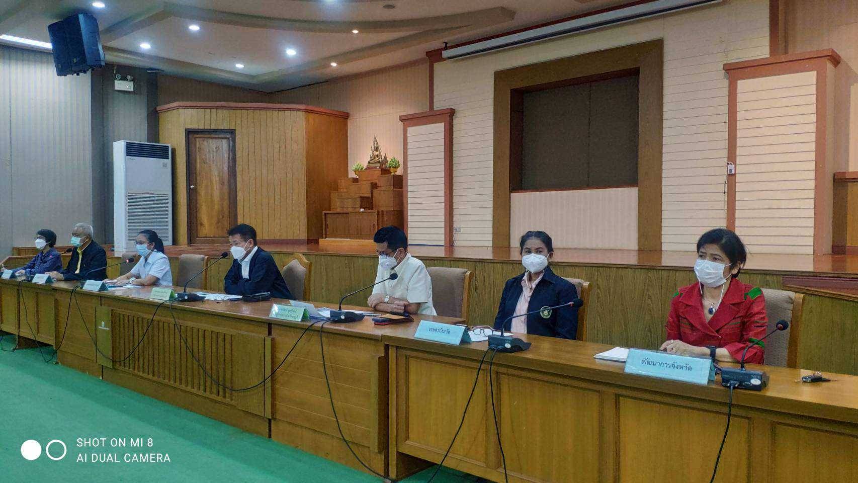 ? พช.ราชบุรี ร่วมจัดสถานที่จำหน่ายสินค้าเกษตรสำหรับผู้ได้รับผลกระทบจากการปิดตลาดสินค้าเกษตรจังหวัดราชบุรี