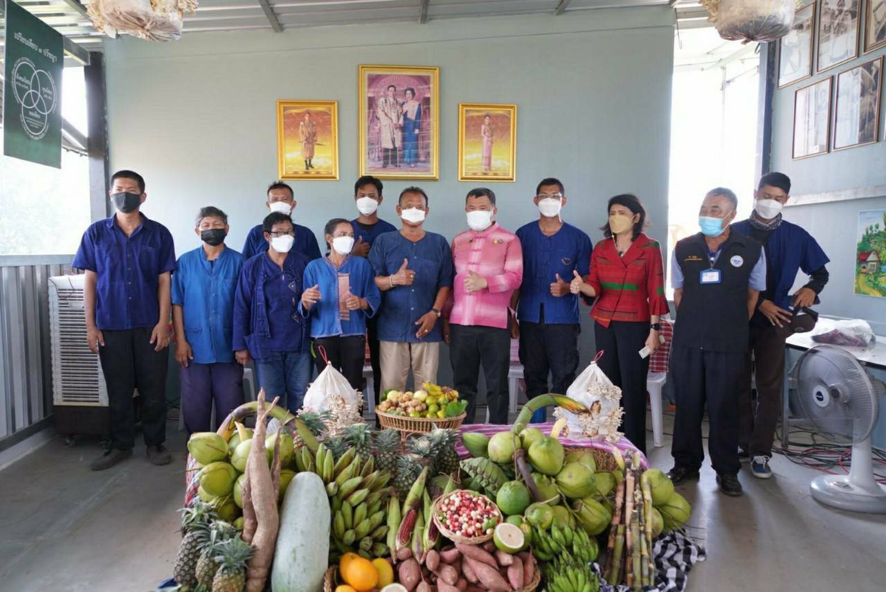 ?‘อธิบดีพช.’ เยี่ยมชมต้นแบบความสำเร็จ โคก หนอง นา พช. ไร่สุขพ่วง ขยายความสุขสู่ชุมชน