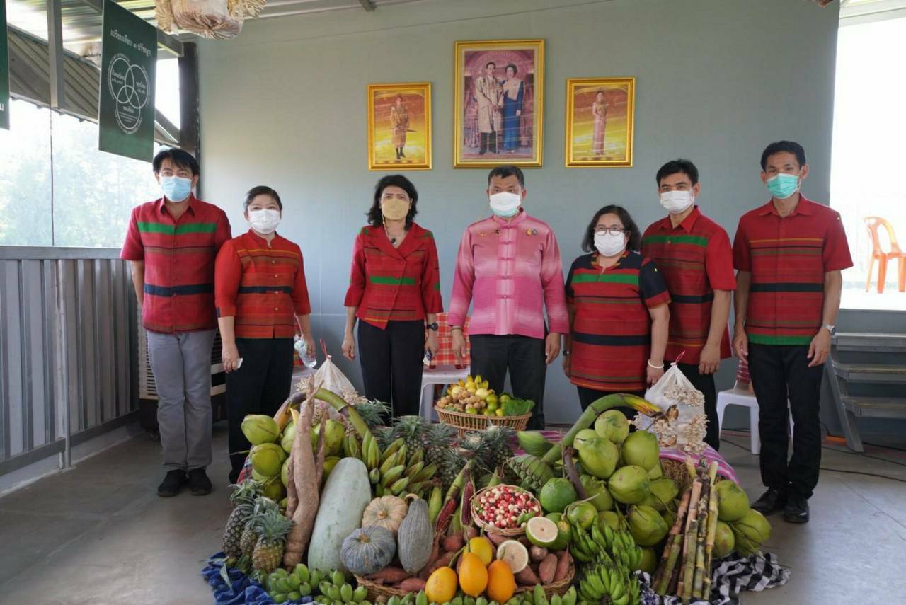 ?‘อธิบดีพช.’ เยี่ยมชมต้นแบบความสำเร็จ โคก หนอง นา พช. ไร่สุขพ่วง ขยายความสุขสู่ชุมชน