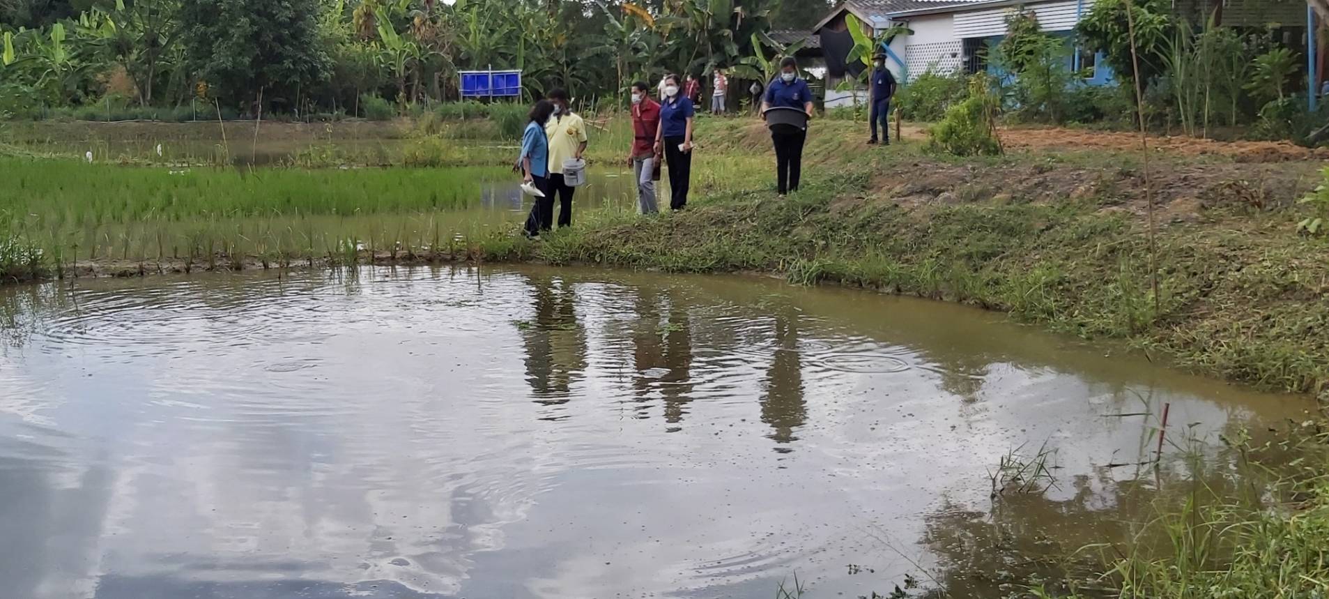 ?พช.ราชบุรี ลงพื้นที่ตรวจติดตามงานและเตรียมความพร้อมการขับเคลื่อนงานประจำปี 2565 แก่สำนักงานพัฒนาชุมชนอำเภอโพธาราม?