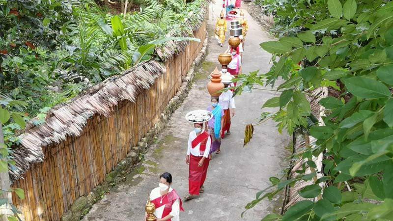 ?รองอธิบดีกรมการพัฒนาชุมชน ลงเยี่ยมให้กำลังใจ หมู่บ้านชุมชนท่องเที่ยว otop นวัตวิถี อำเภอสวนผึ้ง (แม่กำปอง 2) ? ?