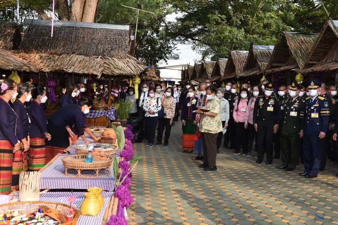 ?  จังหวัดราชบุรี ร่วมรับเสด็จฯ พลเอกหญิง ศาสตราจารย์เกียรติคุณสมเด็จพระกนิษฐาธิราชเจ้า กรมสมเด็จพระเทพรัตนราชสุดาฯ สยามบรมราชกุมารี เสด็จพระราชดำเนินทรงนำข้าราชการและนักเรียนนายร้อยจากโรงเรียนนายร้อยพระจุลจอมเกล้า ทัศนศึกษา ณ จังหวัดราชบุรี