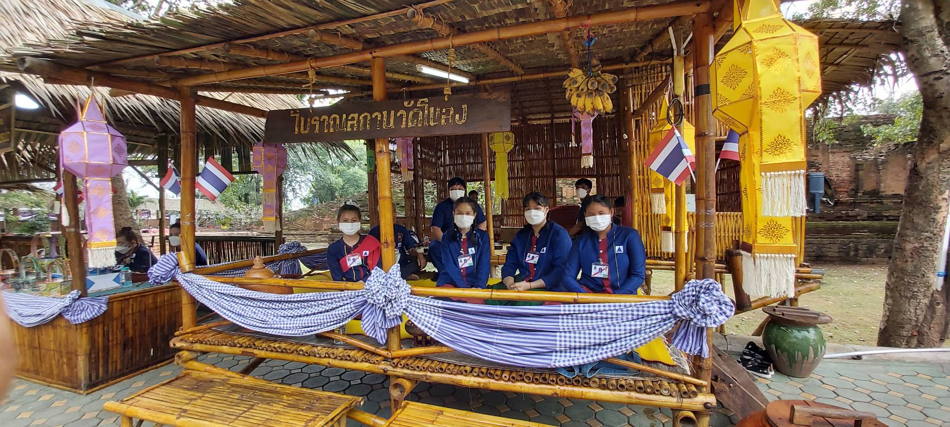 ?  จังหวัดราชบุรี ร่วมรับเสด็จฯ พลเอกหญิง ศาสตราจารย์เกียรติคุณสมเด็จพระกนิษฐาธิราชเจ้า กรมสมเด็จพระเทพรัตนราชสุดาฯ สยามบรมราชกุมารี เสด็จพระราชดำเนินทรงนำข้าราชการและนักเรียนนายร้อยจากโรงเรียนนายร้อยพระจุลจอมเกล้า ทัศนศึกษา ณ จังหวัดราชบุรี