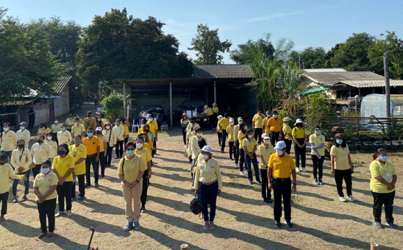 ?ผู้ว่าราชการจังหวัดราชบุรี นำทัพจิตอาสาพัฒนาชุมชน ปลูกต้นไม้ ป่า 3 อย่าง ประโยชน์ 4 อย่าง เนื่องใน “วันดินโลก” (World Soil Day)