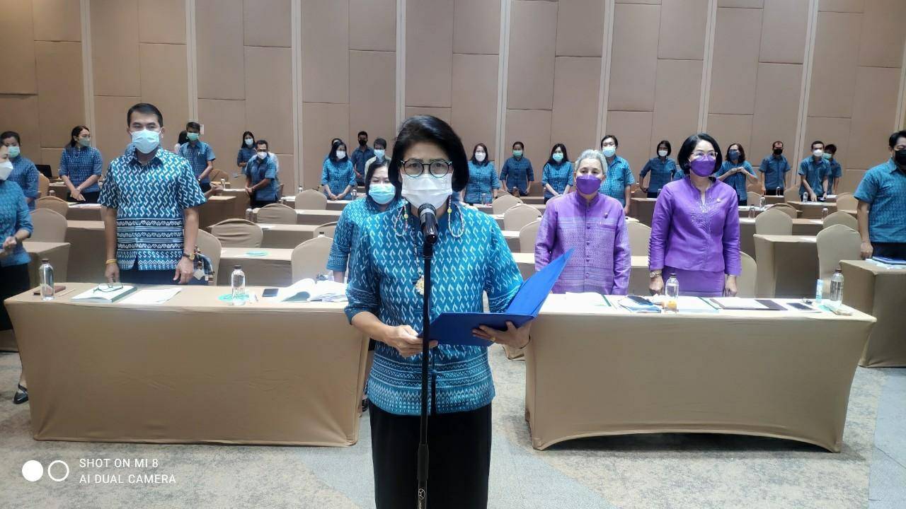 ? พช.ราชบุรี จัดพิธีลงนามคำรับรองการปฏิบัติราชการ ประจำปีงบประมาณ พ.ศ. 2565