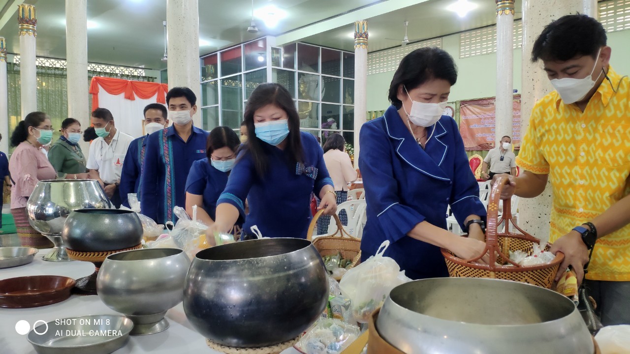 ? พช.ราชบุรี ร่วมพิธีทำบุญตักบาตรและกิจกรรมจิตอาสาเพื่อถวายเป็นพระราชกุศล เนื่องในวันคล้ายวันประสูติ สมเด็จพระเจ้าลูกเธอ เจ้าฟ้าสิริวัณณวรี นารีรัตนราชกัญญา