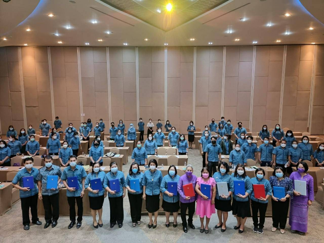 ? พช.ราชบุรี จัดพิธีลงนามคำรับรองการปฏิบัติราชการ ประจำปีงบประมาณ พ.ศ. 2565