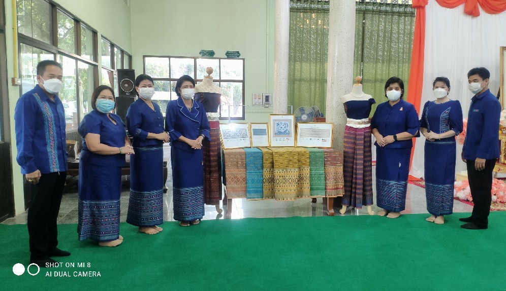 ? พช.ราชบุรี ร่วมพิธีทำบุญตักบาตรและกิจกรรมจิตอาสาเพื่อถวายเป็นพระราชกุศล เนื่องในวันคล้ายวันประสูติ สมเด็จพระเจ้าลูกเธอ เจ้าฟ้าสิริวัณณวรี นารีรัตนราชกัญญา