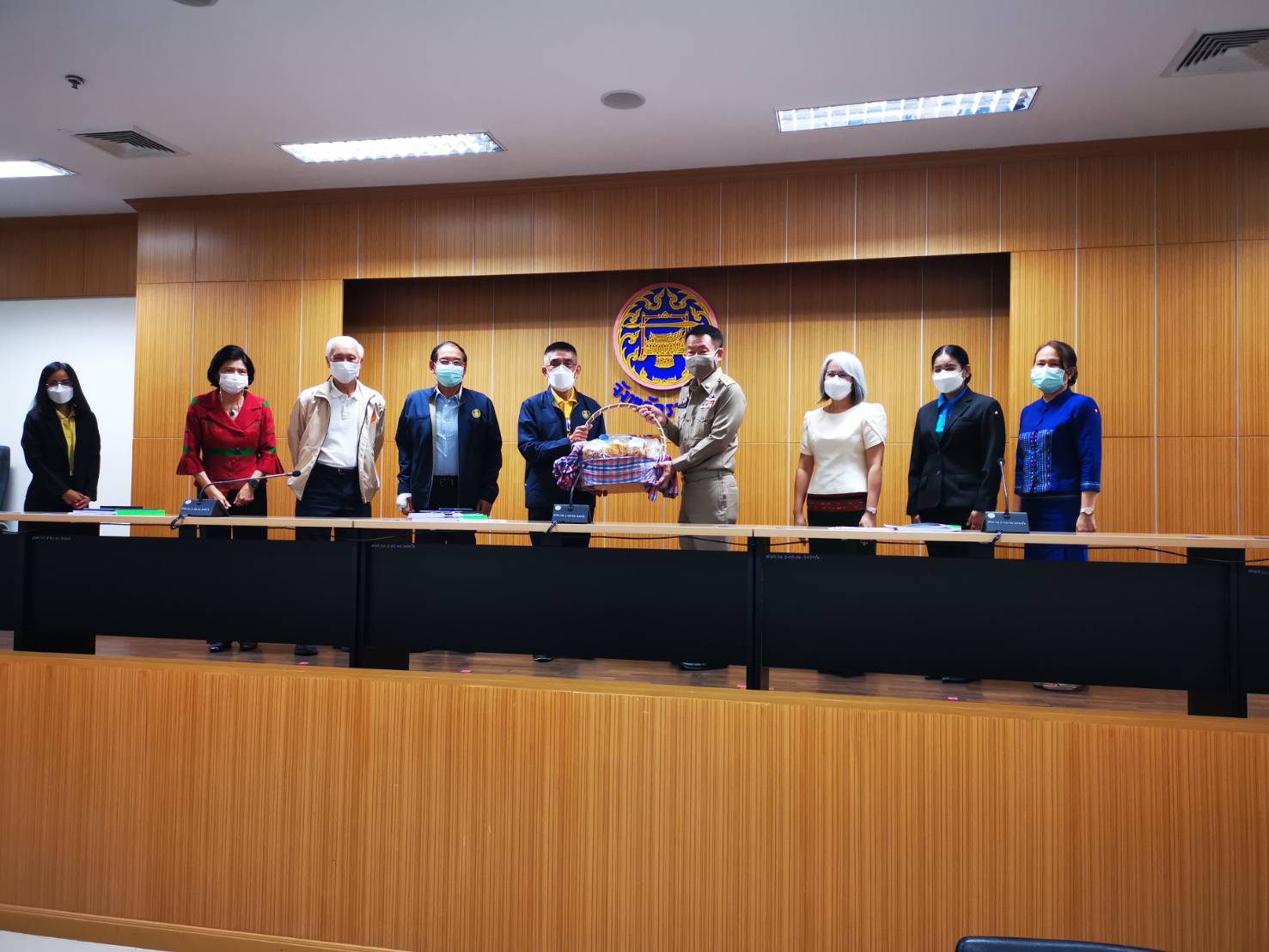 ?จังหวัดราชบุรี-พช.ราชบุรี ร่วมต้อนรับ การทัศนศึกษาดูงาน ของคณะกรรมาธิการและคณะอนุกรรมาธิการติดตามการใช้จ่ายเงินกู้ตามพระราชกำหนดให้อำนาจกระทรวงการคลังกู้เงิน เพื่อแก้ไขปัญหา เยียวยา และฟื้นฟูเศรษฐกิจ และสังคมที่ได้รับผลกระทบจากการระบาดของโรคติดเชื้อไวรัสโคโรนา 2019 พ.ศ. 2563