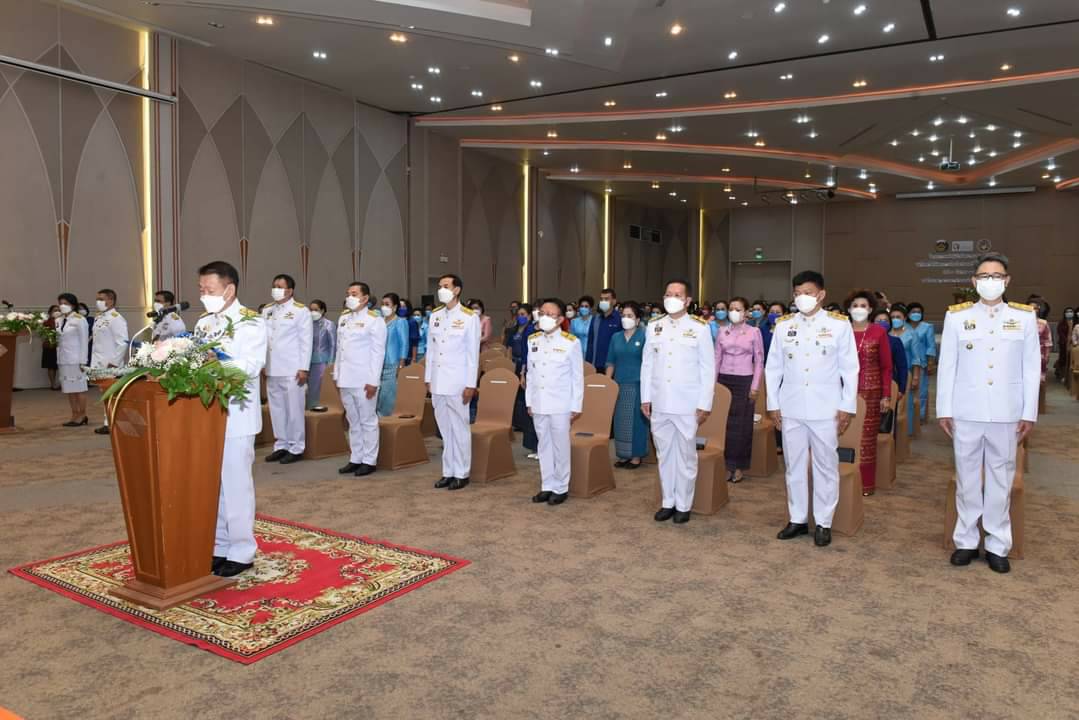 ?จังหวัดราชบุรี จัดพิธีมอบแบบลายผ้าขิดพระราชทาน “ผ้าขิดลายนารีรัตนราชกัญญา” ให้กับนายอำเภอ นายกกิ่งกาชาดอำเภอ และเครือข่ายกลุ่มอาชีพทอผ้าจังหวัดราชบุรีทุกอำเภอ