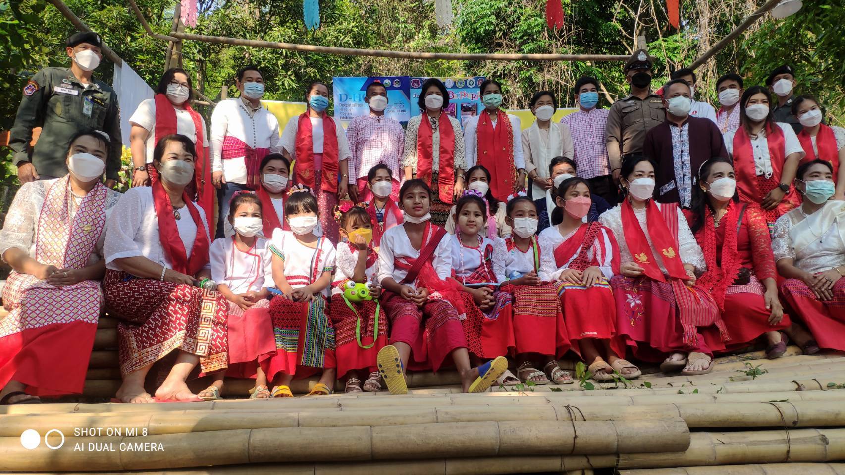 ?จังหวัดราชบุรี เปิดหมู่บ้าน OTOP นวัติวิถี ส่งเสริมท่องเที่ยวชุมชน กระตุ้นเศรษฐกิจฐานราก (บ้านมอญห้วยน้ำใส) หมู่ที่ 3 ตำบลสวนผึ้ง อำเภอสวนผึ้ง จังหวัดราชบุรี ตามโครงการส่งเสริมกระบวนการพัฒนาเศรษฐกิจฐานรากชุมชนท่องเที่ยวด้วยแนวคิดการจัดกิจกรรมส่งเสริมการเรียนรู้ที่นักท่องเที่ยวลงมือปฏิบัติ (D-HOPE)  ? ?