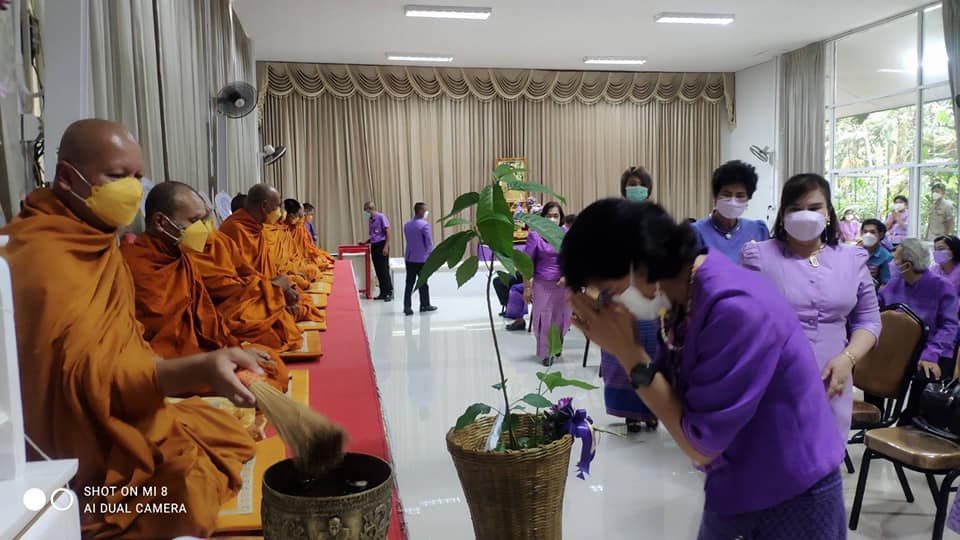 ?อำเภอสวนผึ้ง และพช.ราชบุรี เดินหน้าขยายผลการดำเนินงานตามแนวพระราชดำริฯ ร่วมกับอุทยานธรรมชาติวิทยาอันเนื่องมาจากพระราชดำริ สมเด็จพระเทพรัตนราชสุดาฯสยามบรมราชกุมารี อำเภอสวนผึ้ง เพื่อสร้างความมั่นคงทางอาหาร และขับเคลื่อนโครงการ 9;10 ปฏิบัติบูชา “สืบสาน รักษา ต่อยอด” แนวพระราชดำริ ประจำปี 2565