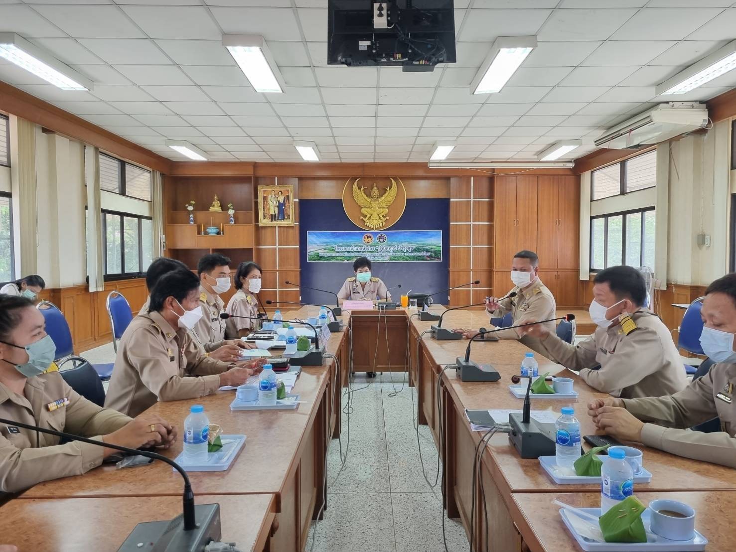 ? ผู้ตรวจราชการกระทรวงมหาดไทยลงพื้นตรวจติดตามการขจัดความยากจนและพัฒนาคนทุกช่วงวัยอย่างยั่งยืนตามหลักปรัชญาของเศรษฐกิจพอเพียง”คนราชบุรี ไม่ทิ้งกัน”