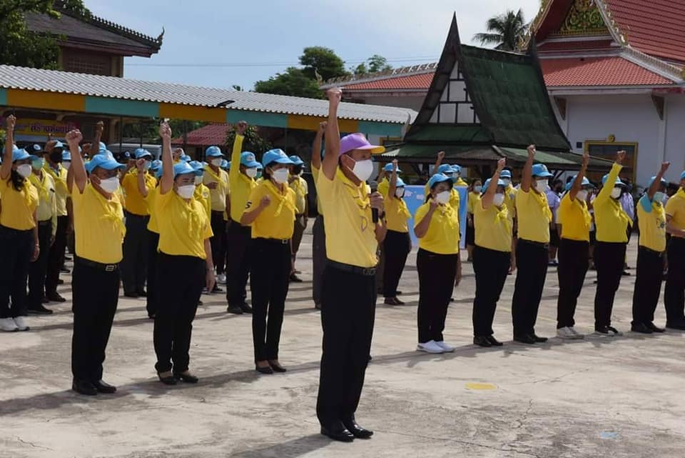 ?พช.ราชบุรี ร่วมกิจกรรมจิตอาสาเฉลิมพระเกียรติสมเด็จพระนางเจ้าฯ พระบรมราชินี เนื่องในโอกาสวันเฉลิมพระชนมพรรษา 3 มิถุนายน 2565