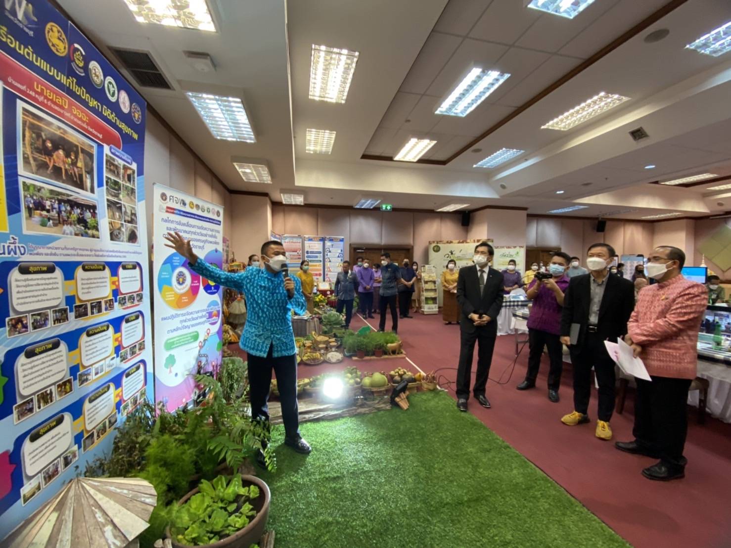 ? จังหวัดราชบุรี เข้าร่วมนำเสรอผลงาน รับการตรวจประเมินรางวัลเลิศรัฐ สาขาคุณภาพการบริหารจัดการภาครัฐ รางวัลคุณภาพการบริหารจัดการภาครัฐ 4.0 ในพื้นที่ปฏิบัติงาน (Site Visit) ประจำปีงบประมาณ พ.ศ.2565 ของกรมการพัฒนาชุมชน