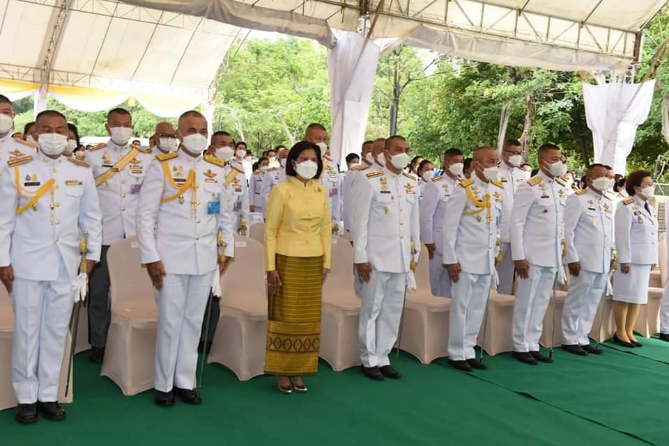 ?พช.ราชบุรี ร่วมทำบุญตักบาตรและถวายสัตย์ปฏิญาณเพื่อเป็นข้าราชการที่ดีและพลังของแผ่นดิน เนื่องในโอกาสวันเฉลิมพระชนมพรรษาพระบาทสมเด็จพระเจ้าอยู่หัว