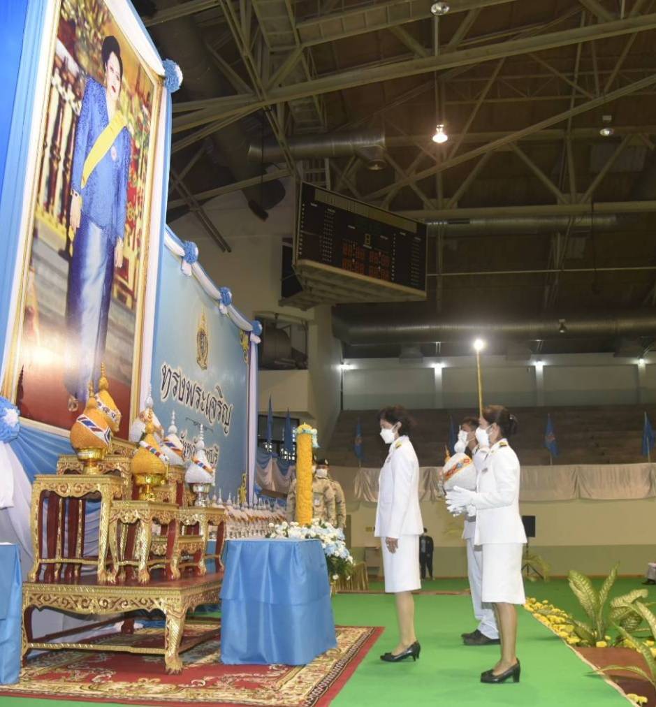 ?ผวจ.ราชบุรี นำพสกนิกรจุดเทียนถวายพระพรชัยมงคล เนื่องในโอกาสวันมหามงคลเฉลิมพระชนมพรรษา สมเด็จพระนางเจ้าสิริกิติ์ พระบรมราชินีนาถ พระบรมราชชนนีพันปีหลวง 12 สิงหาคม 2565