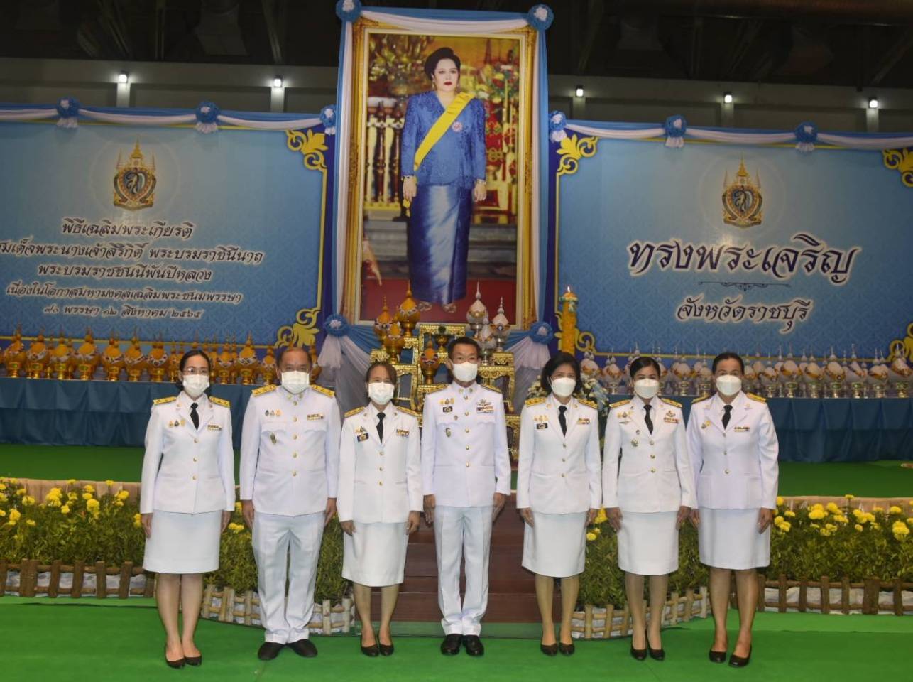 ?ผวจ.ราชบุรี นำพสกนิกรจุดเทียนถวายพระพรชัยมงคล เนื่องในโอกาสวันมหามงคลเฉลิมพระชนมพรรษา สมเด็จพระนางเจ้าสิริกิติ์ พระบรมราชินีนาถ พระบรมราชชนนีพันปีหลวง 12 สิงหาคม 2565