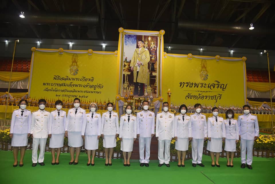 ?ผวจ.ราชบุรี นำพสกนิกรจุดเทียนถวายพระพรชัยมงคล เนื่องในโอกาสวันเฉลิมพระชนมพรรษา พระบาทสมเด็จพระเจ้าอยู่หัว 28 กรกฎาคม 2565