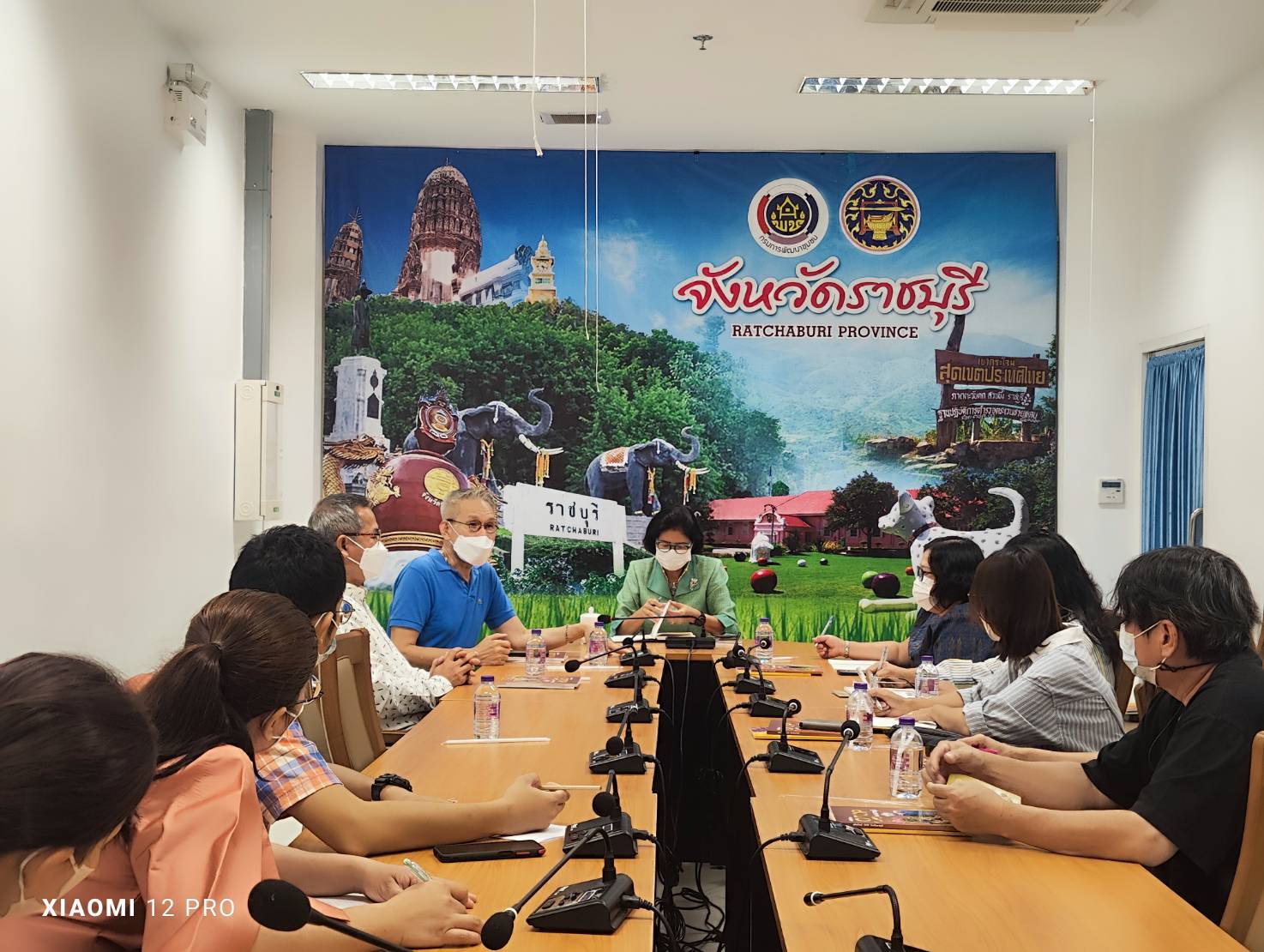 ?พช ราชบุรี ร่วมกับภาคเอกชน เดินหน้าขับเคลื่อนการพัฒนาเศรษฐกิจฐานราก เพิ่มรายได้ให้ชุมชน ประชาชนมีความสุข