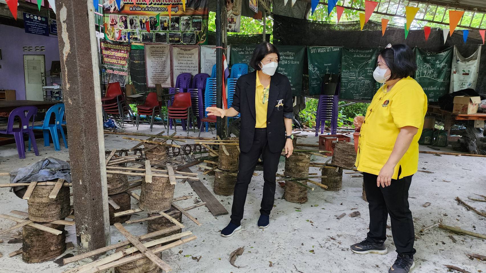 ?พช.ราชบุรี ลงพื้นที่ เยี่ยมชมการดำเนินงานศูนย์เรียนรู้ โคก หนอง นา พัฒนาชุมชน ในพื้นที่อำเภอดำเนินสะดวก จังหวัดราชบุรี