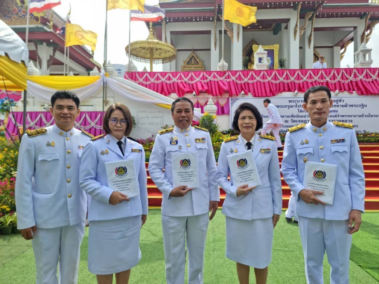 ?พช ราชบุรี ร่วมพิธีถวายผ้าพระกฐินพระราชทาน กรมการพัฒนาชุมชน ประจำปี พ.ศ. 2565