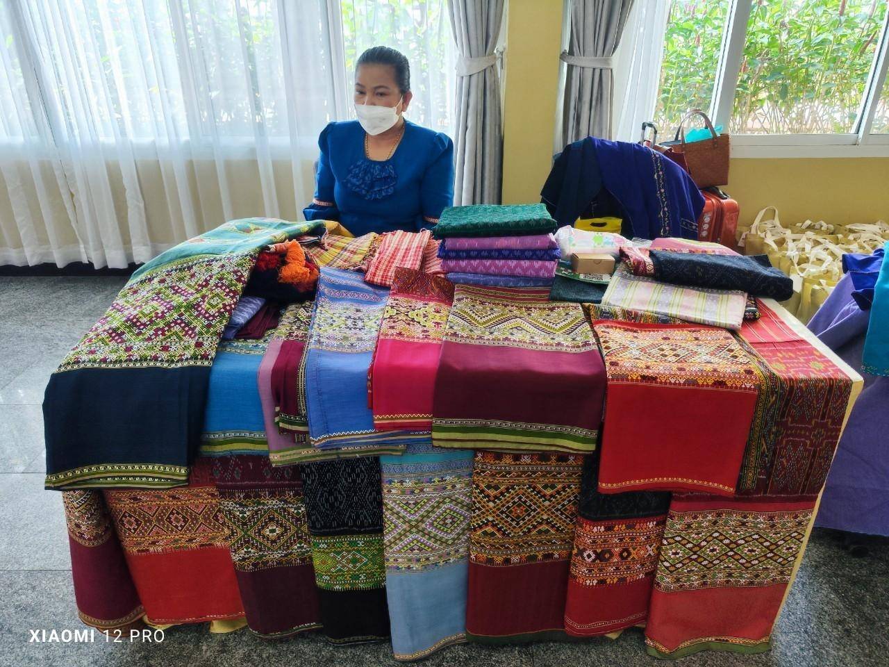 ? พช.ราชบุรี ร่วมเป็นเจ้าภาพจัดการประชุมสัญจรคณะกรรมการพัฒนาสตรีภาค (กพสภ.) ภาคกลาง  ครั้งที่ 4 ประจำปี 2565 เพื่อแลกเปลี่ยนเรียนรู้ และส่งเสริมองค์กรสตรีในการขับเคลื่อนกิจกรรมพัฒนาสตรี วันที่ 17 – 18 พฤศจิกายน 2565 ณ จังหวัดราชบุรี