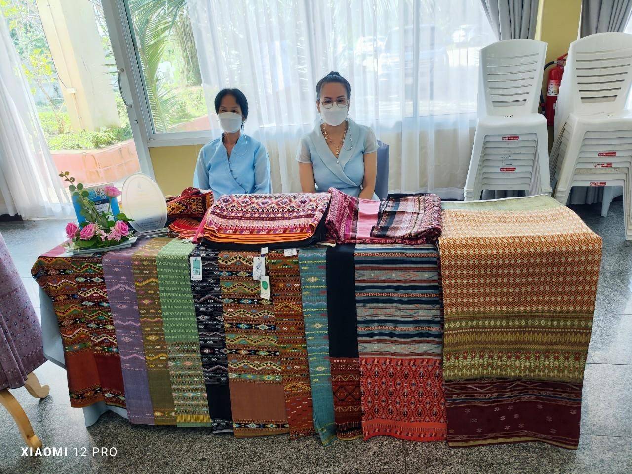 ? พช.ราชบุรี ร่วมเป็นเจ้าภาพจัดการประชุมสัญจรคณะกรรมการพัฒนาสตรีภาค (กพสภ.) ภาคกลาง  ครั้งที่ 4 ประจำปี 2565 เพื่อแลกเปลี่ยนเรียนรู้ และส่งเสริมองค์กรสตรีในการขับเคลื่อนกิจกรรมพัฒนาสตรี วันที่ 17 – 18 พฤศจิกายน 2565 ณ จังหวัดราชบุรี