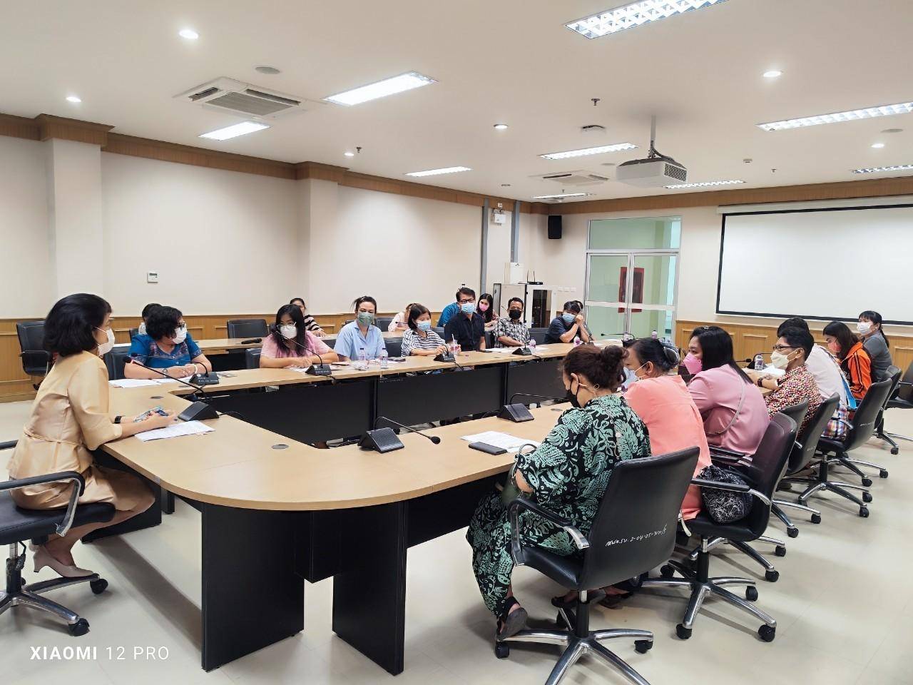 ?พช.ราชบุรี ดำเนินการประชุมชี้แจง ผู้ผลิตผู้ประกอบการ OTOP ที่เข้าร่วมแสดงและจำหน่ายสินค้าในงาน OTOP City 2022