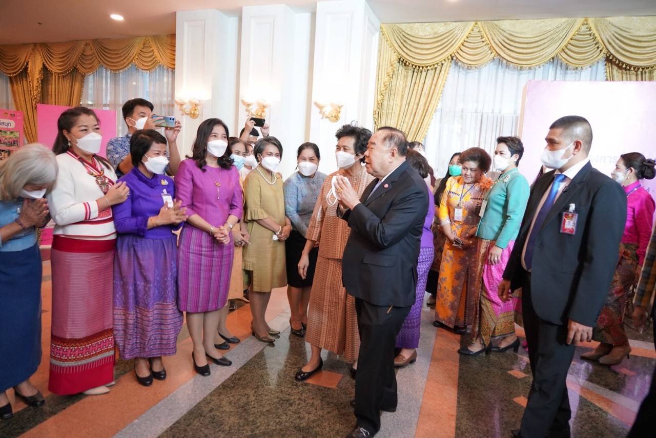 ?พช.ราชบุรี ร่วมขับเคลื่อนกองทุนพัฒนาบทบาทสตรี ระดับประเทศ