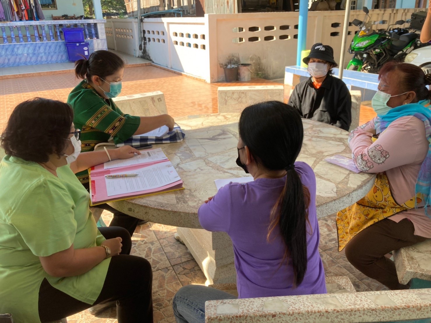 ? พช.ราชบุรี เร่งลงพื้นที่ติดตามหนี้ค้างชำระเงินกองทุนพัฒนาบทบาทสตรี ในพื้นที่ตำบลรางบัว อำเภอจอมบึง จังหวัดราชบุรี