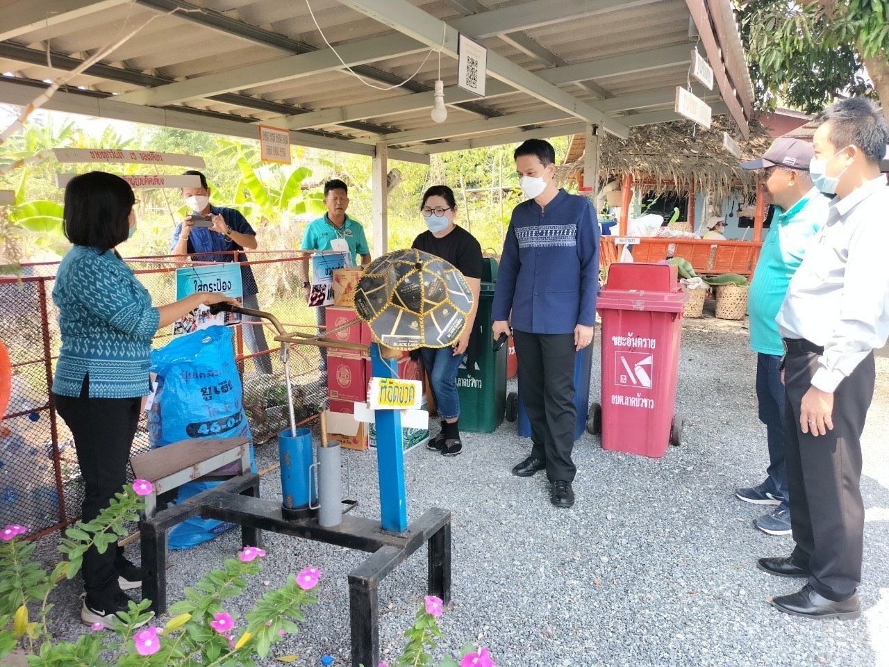 ?ผู้ตรวจราชการกรมการพัฒนาชุมชน ลงพื้นที่ จ.ราชบุรี ติดตาม สนับสนุนการขับเคลื่อนงานที่สำคัญตามนโยบายของรัฐบาล กระทรวงมหาดไทยและกรมการพัฒนาชุมชน