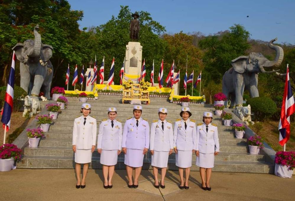 ?พช.ราชบุรี เข้าร่วมงานรัฐพิธีถวายราชสักการะเนื่องใน “วันพระบาทสมเด็จพระพุทธยอดฟ้าจุฬาโลกมหาราชและวันที่ระลึกมหาจักรีบรมราชวงศ์”