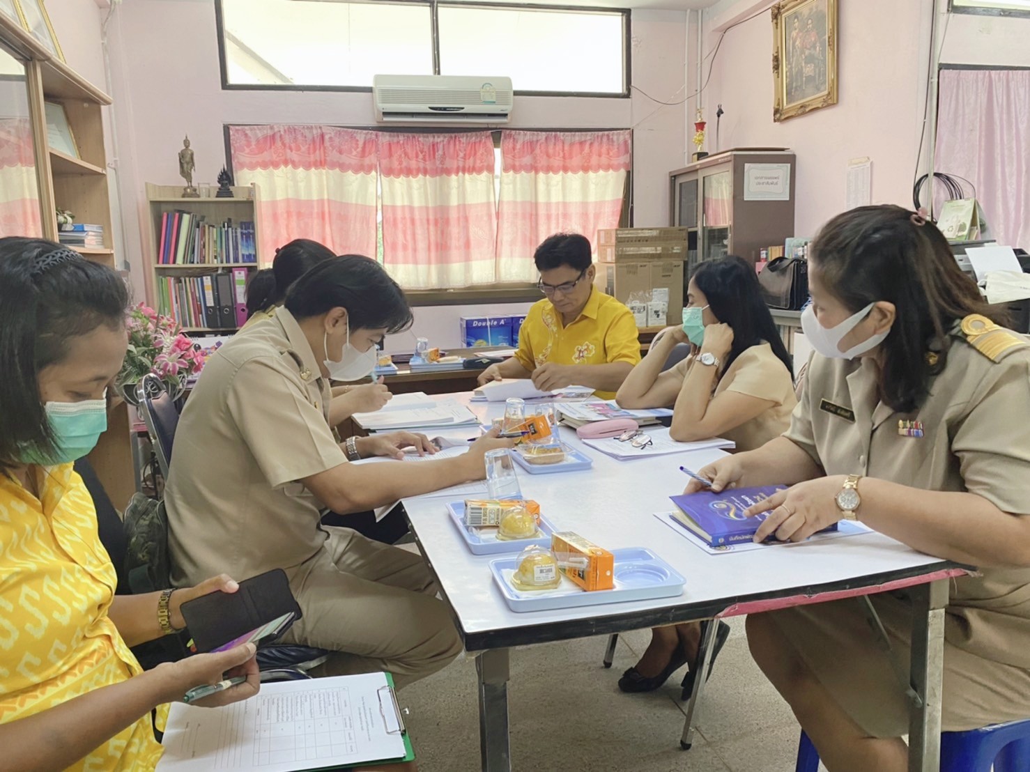 ?พช.ราชบุรี ตรวจประเมินผลการดำเนินกิจกรรม “พัฒนาชุมชนอำเภอใสสะอาด” ในมิติที่ 2 สำนักงานสะดวก ตามโครงการพัฒนาชุมชนราชบุรีใสสะอาด ประจำปีงบประมาณ พ.ศ. 2566