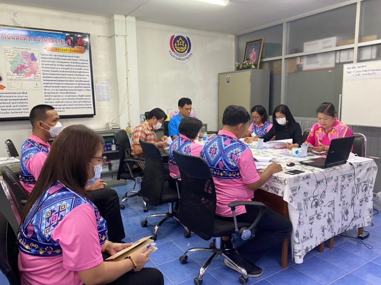 ?พช.ราชบุรี ตรวจประเมินผลการดำเนินกิจกรรม “พัฒนาชุมชนอำเภอใสสะอาด” ในมิติที่ 2 สำนักงานสะดวก ตามโครงการพัฒนาชุมชนราชบุรีใสสะอาด ประจำปีงบประมาณ พ.ศ. 2566