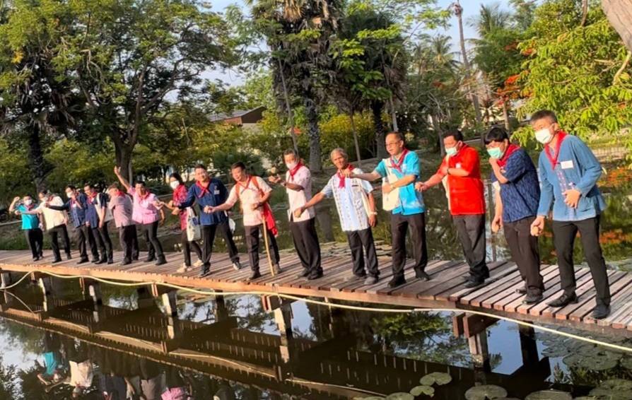 ?จังหวัดราชบุรี ผนึกกำลังทีมหัวหน้าส่วนราชการ มท. และภาคีเครือข่าย เข้าอบรม “หลักสูตร P-CAST” ผู้นำนักขับเคลื่อนยุทธศาสตร์นำการเปลี่ยนแปลงสู่เป้าหมายการพัฒนาที่ยั่งยืน เพื่อมุ่งทำงานเป็นทีม บำบัดทุกข์ บำรุงสุขให้พี่น้องประชาชน