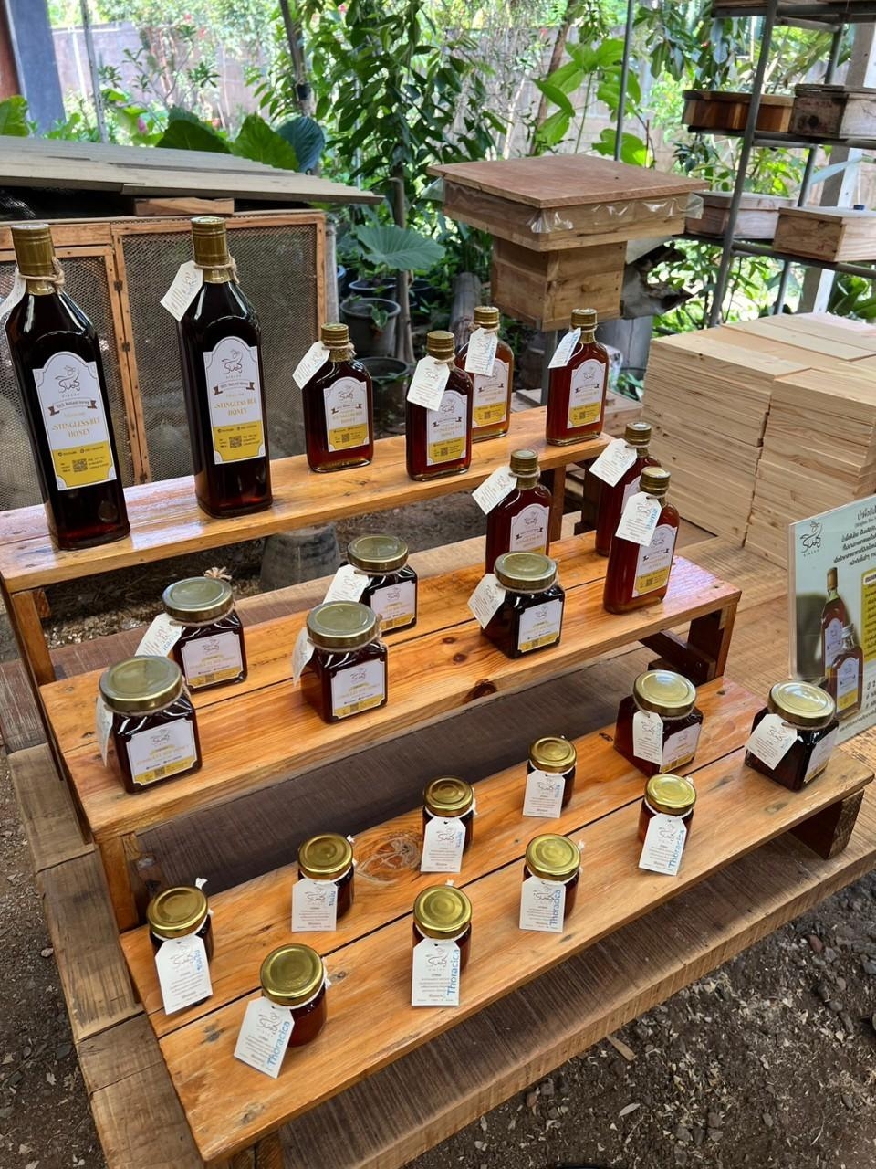 ?จังหวัดราชบุรี ลงพื้นที่ ตัดสินการคัดเลือกกิจกรรมพัฒนาชุมชนดีเด่นฯ ประเภทตำบลเข้มแข็งตามหลักปรัชญาของเศรษฐกิจพอเพียง (วันที่ 1)