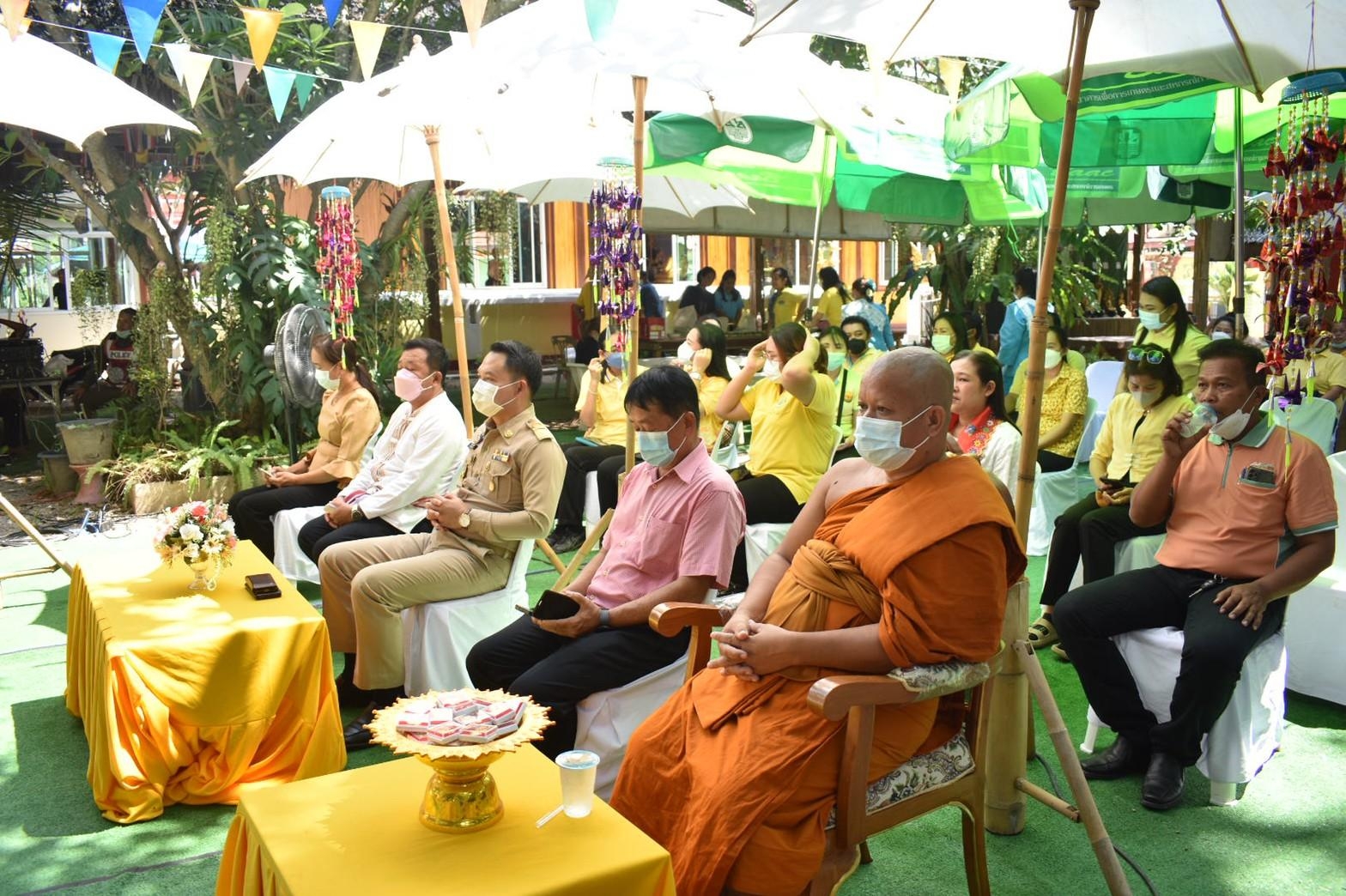 ?จังหวัดราชบุรี ลงพื้นที่ ตัดสินการคัดเลือกกิจกรรมพัฒนาชุมชนดีเด่นฯ ประเภทตำบลเข้มแข็งตามหลักปรัชญาของเศรษฐกิจพอเพียง (วันที่ 1)