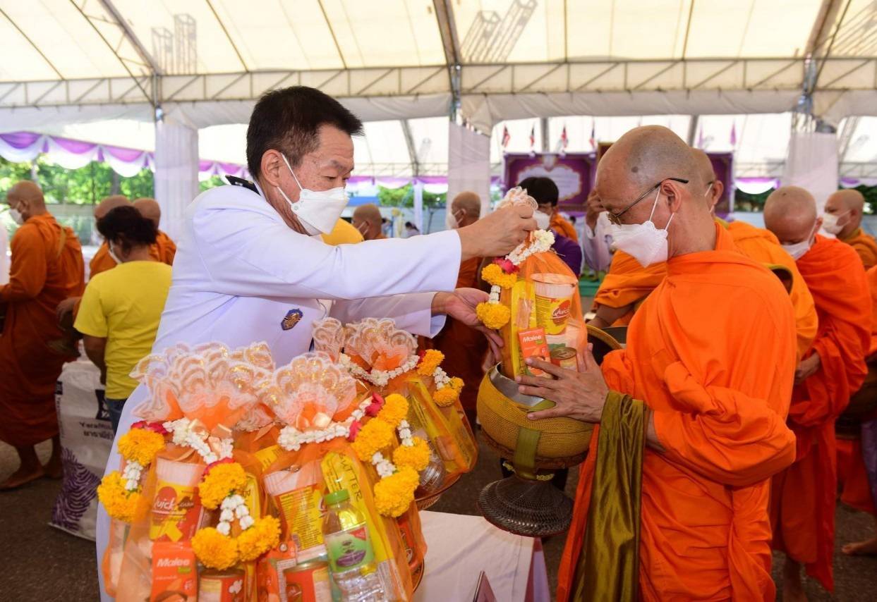 ?พช.ราชบุรี ร่วมพิธีทำบุญตักบาตร เพื่อถวายเป็นพระราชกุศล เนื่องในโอกาสวันเฉลิมพระชนมพรรษา สมเด็จพระนางเจ้าฯ พระบรมราชินี 3 มิถุนายน 2566