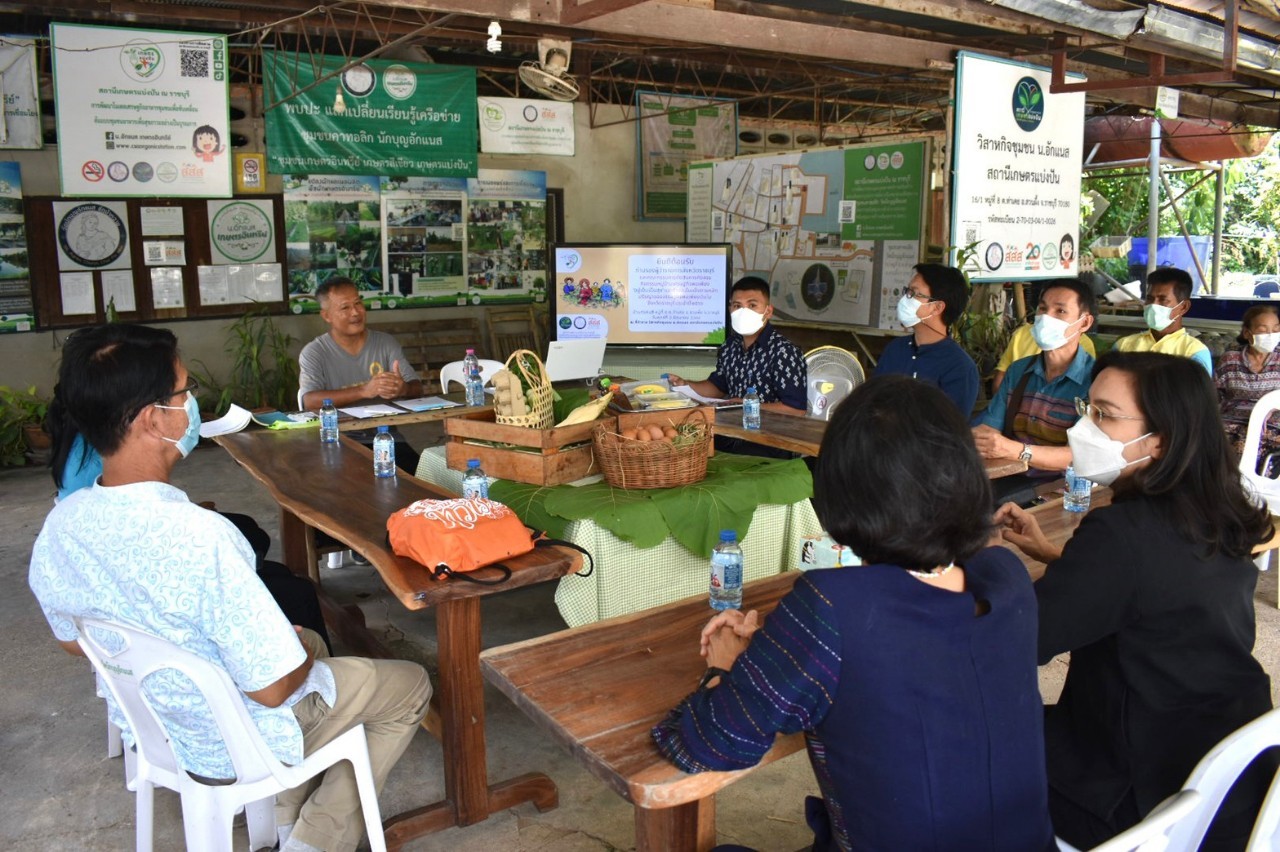 ?จังหวัดราชบุรี ลงพื้นที่ ตัดสินการคัดเลือกกิจกรรมพัฒนาชุมชนดีเด่นฯ ประเภทหมู่บ้านเศรษฐกิจพอเพียง “อยู่เย็น เป็นสุข” (วันที่ 2)