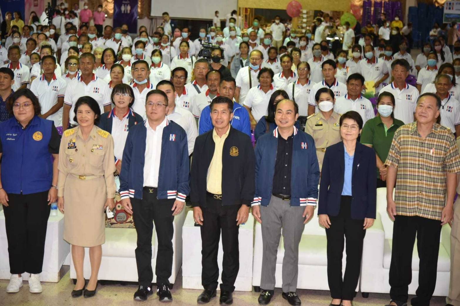 ?พช.ราชบุรี เข้าร่วมกิจกรรม“สร้างเศรษฐกิจฐานราก สร้างชาติมั่นคง”และร่วมให้การต้อนรับเลขานุการรัฐมนตรีประจำสำนักนายกรัฐมนตรี