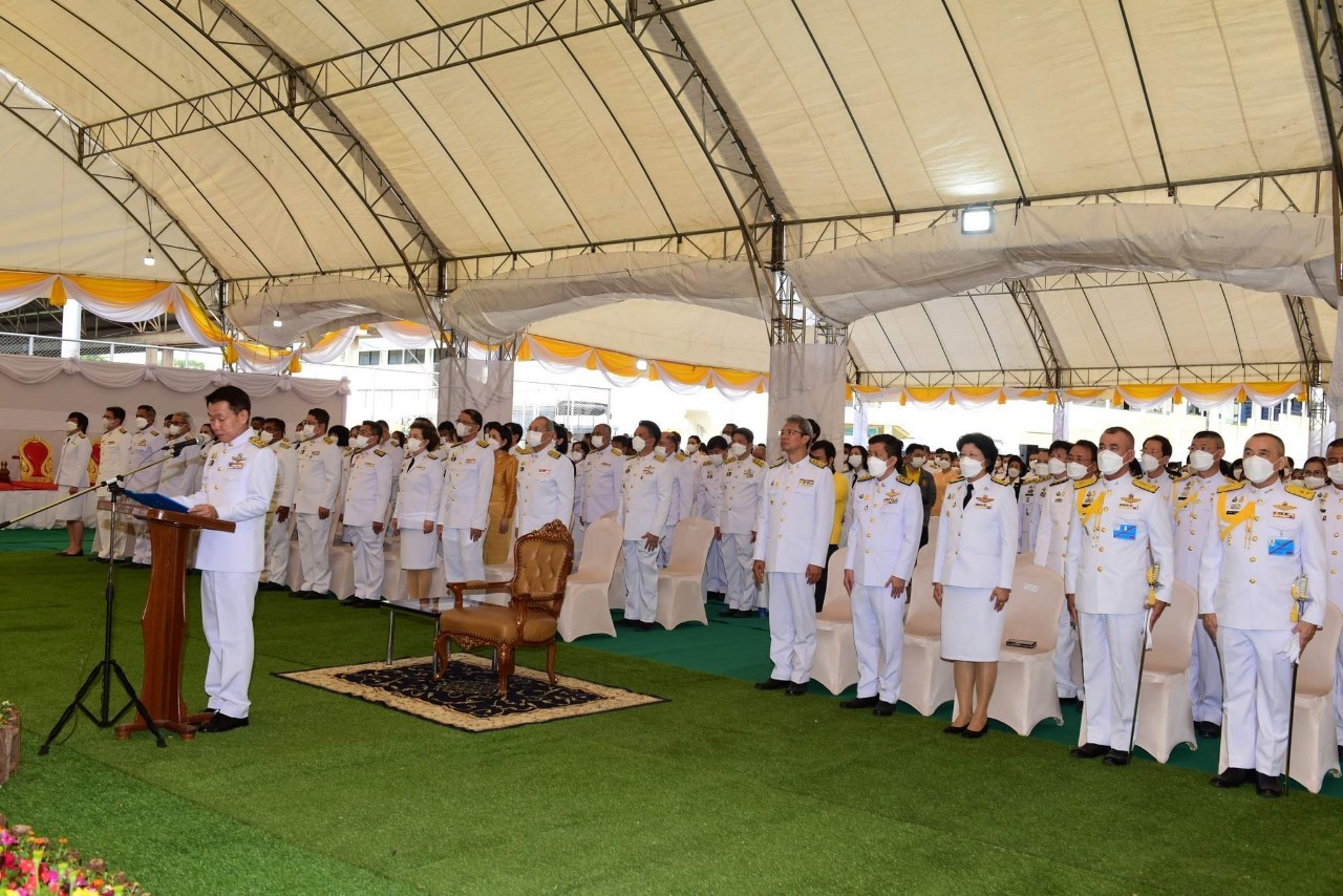 ?พช.ราชบุรี ร่วมทำบุญตักบาตรและถวายสัตย์ปฏิญาณเพื่อเป็นข้าราชการที่ดีและพลังของแผ่นดิน เนื่องในโอกาสวันเฉลิมพระชนมพรรษาพระบาทสมเด็จพระเจ้าอยู่หัว