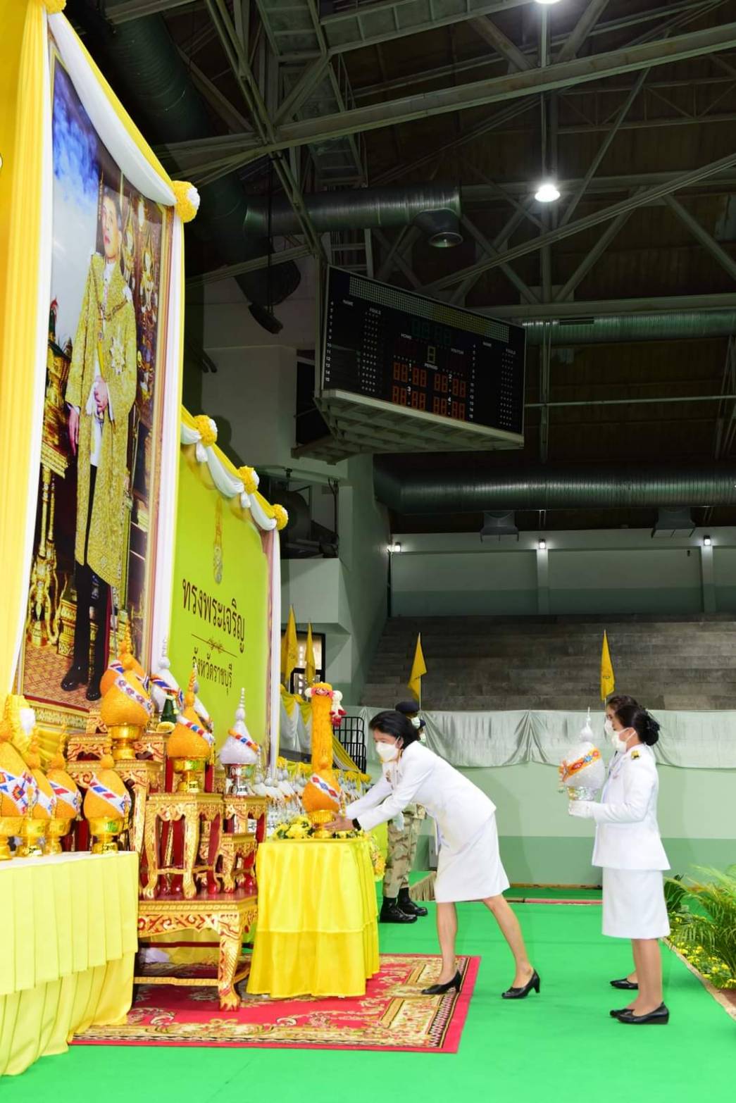 ?ผวจ.ราชบุรี นำพสกนิกรจุดเทียนถวายพระพรชัยมงคล เนื่องในโอกาสวันเฉลิมพระชนมพรรษา พระบาทสมเด็จพระเจ้าอยู่หัว 28 กรกฎาคม 2566