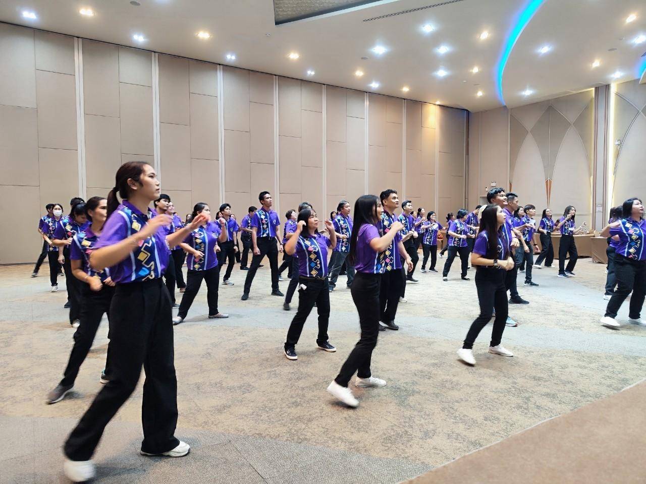 ? พช.ราชบุรี Kick off กิจกรรม “สร้างพลังกาย เสริมพลังใจ พัฒนาทีมงาน ชาว พช.ราชบุรี เฟส 3” ภายใต้โครงการขับเคลื่อนการส่งเสริมและการพัฒนาการออกกำลังกายและกีฬาเพื่อมวลชนให้เป็นวิถีชีวิตในระดับจังหวัด ?